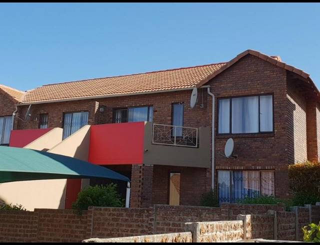 2 BEDROOM PROPERTY TO RENT IN MONDEOR